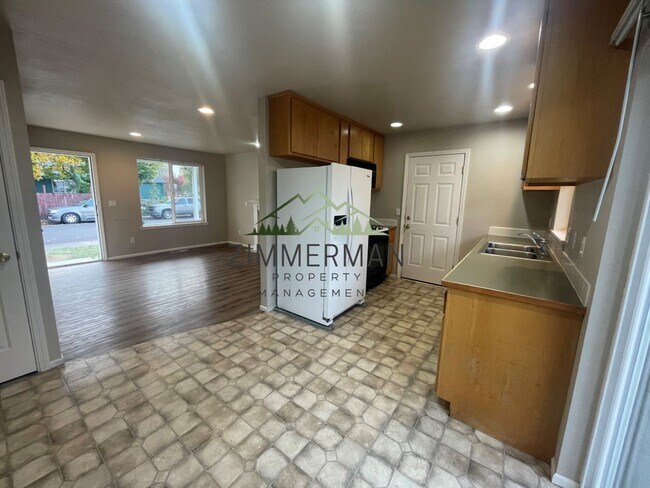Foto del edificio - Cute 3-bedroom Home In Springfield