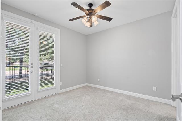 Foto del edificio - 4502 Holland Ave