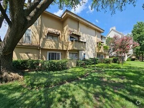 Building Photo - 4327 Holland Ave