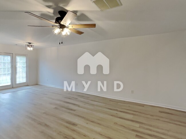 Building Photo - 6501 Snowbird Ln
