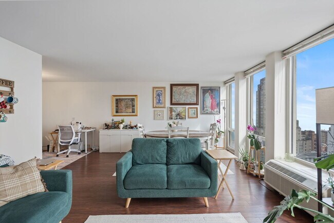 Foto del edificio - 111 E Chestnut St