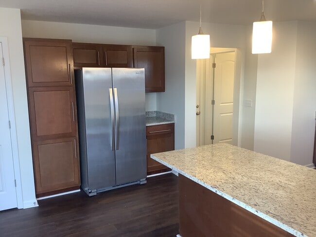 Building Photo - 9911 Codyview Dr