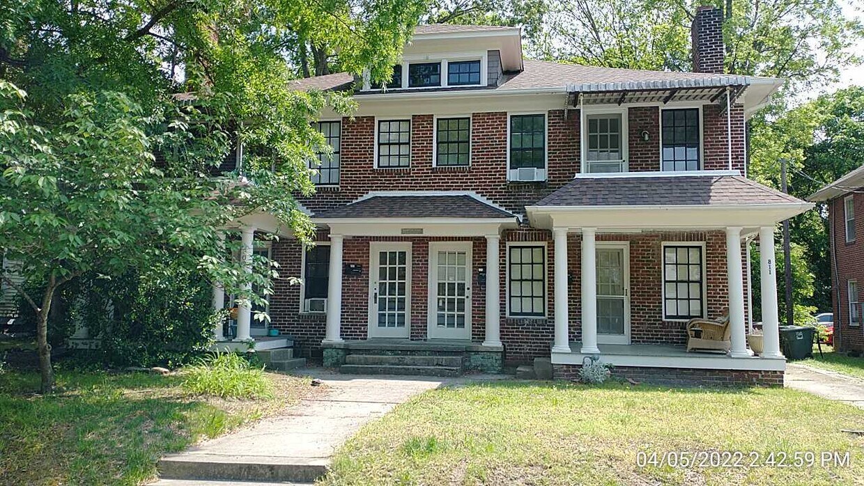 upper right unit - 809 Rankin Plz