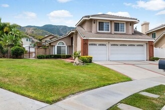 Building Photo - 1260 Highcliff Cir