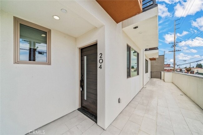Building Photo - 24809 Narbonne Ave