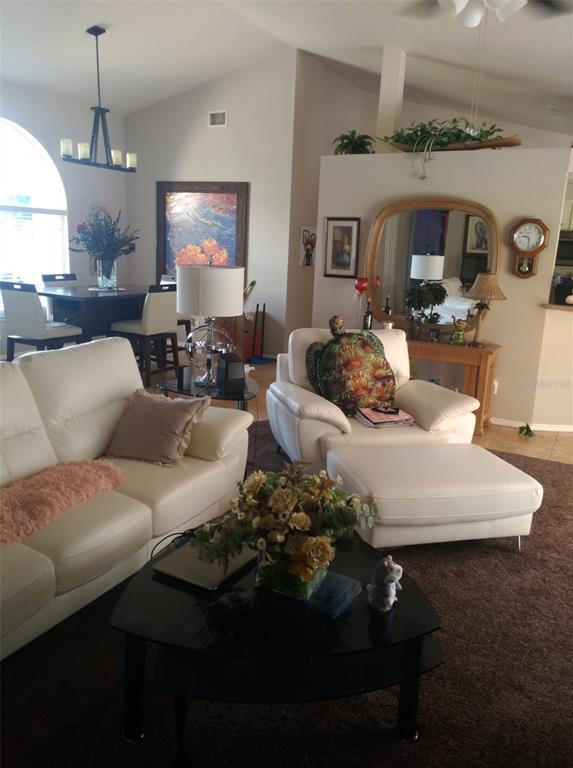 Foto del edificio - 404 Hazel Cir