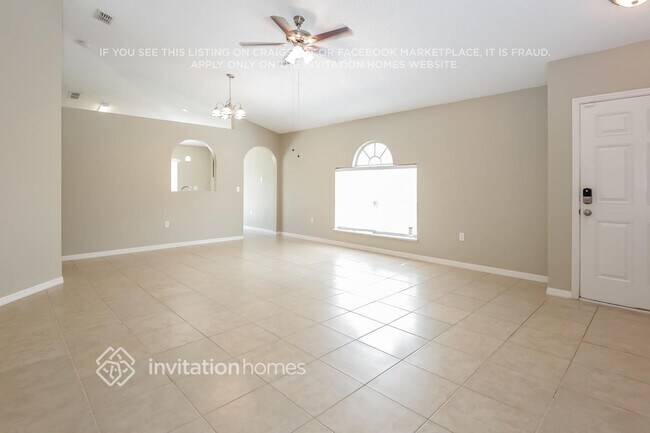 Building Photo - 1045 Brenton Leaf Dr