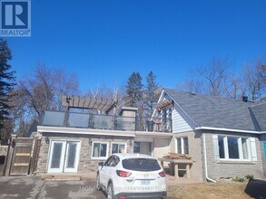 Building Photo - 2952 Prince of Wales Dr