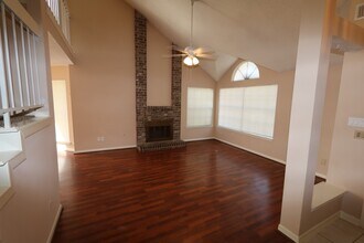 Building Photo - 12510 Sableleaf Dr