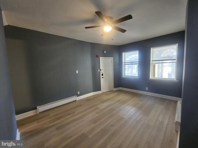 Foto del edificio - 1332 Wagner Ave