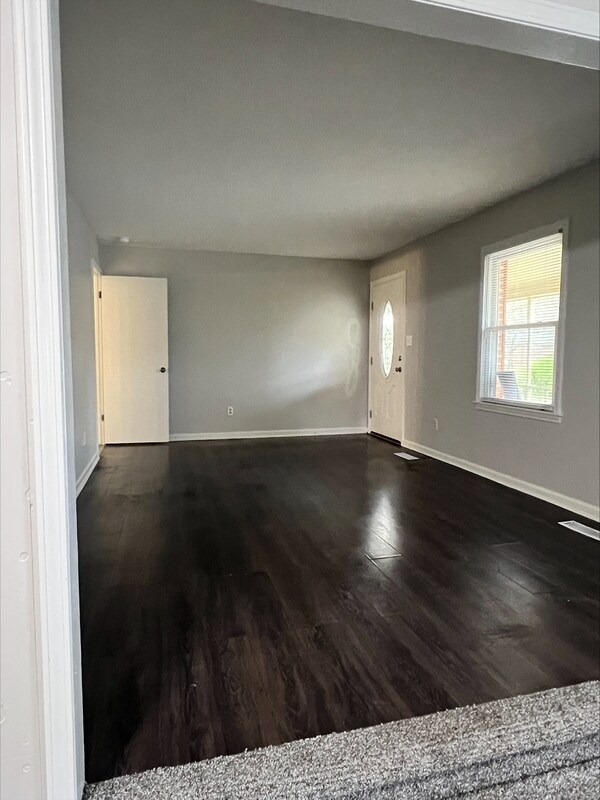 Foto del edificio - 3122 Northwood Blvd