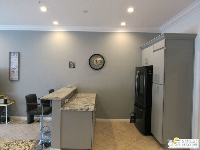 Foto del edificio - 2601 S Broadmoor Dr