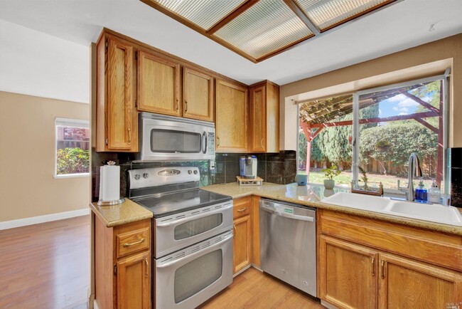 Foto del edificio - 370 Killingsworth Cir