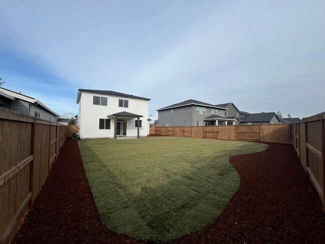 Building Photo - 2025 Build!!! 3 Bed 3.5 Bath home in Sherw...