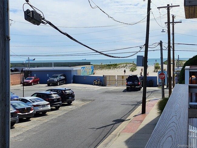 Foto del edificio - 73 Pacific Blvd