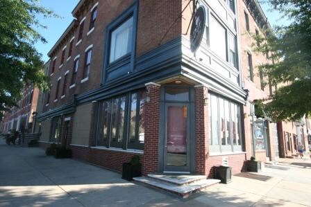 Primary Photo - 2025 Fairmount Ave