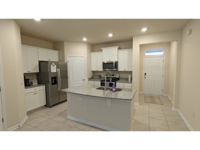 Building Photo - Brand New 2 Bedroom/2 Bath Townhouse Avail...