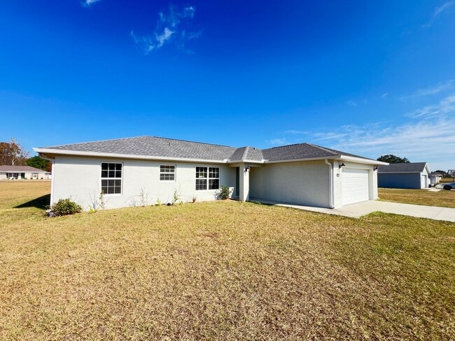 Building Photo - Spacious 4-Bedroom Modern Home in Citra!!!