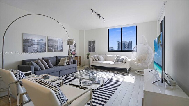 Foto del edificio - 999 SW 1st Ave
