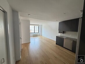 Building Photo - NORTHERN BOULEVARD