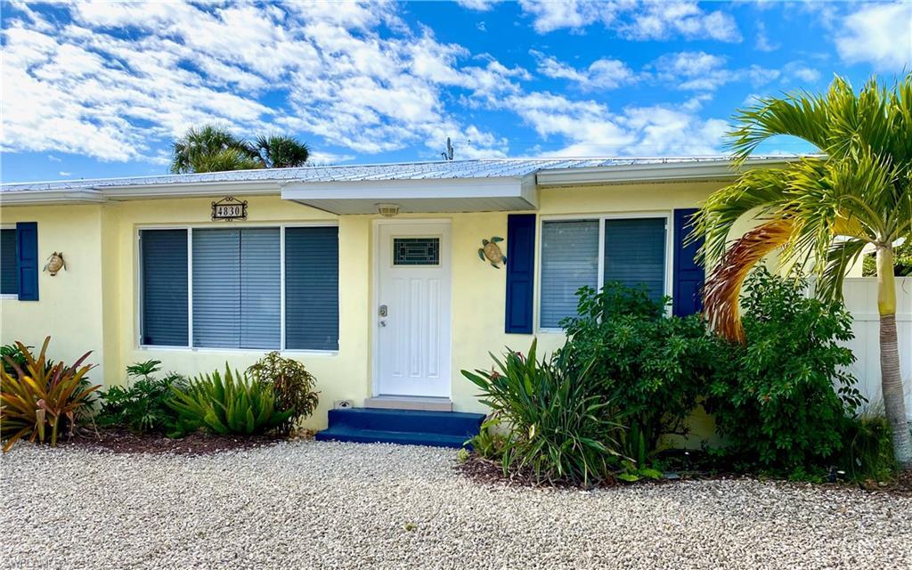 4830 Coquina Rd, Fort Myers Beach, FL 33931 House for