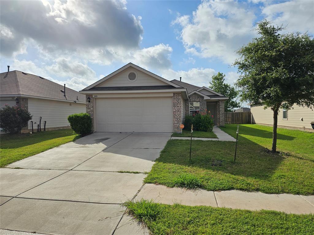Primary Photo - 3503 Batson Dr
