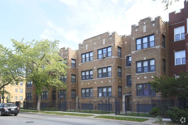 Building Photo - 7601-7611 S Yates Blvd