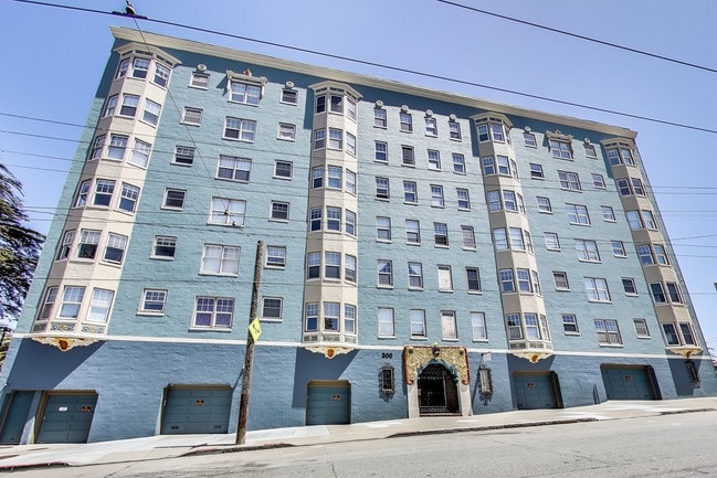 Building Photo - 300 Buchanan