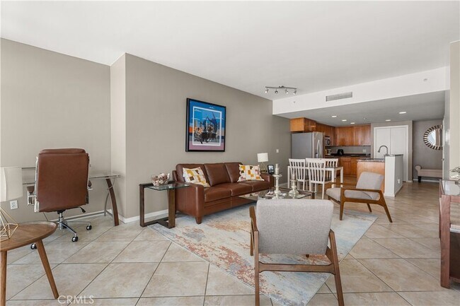 Foto del edificio - 400 W Ocean Blvd
