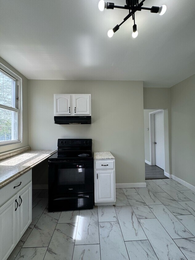 Foto principal - 360 Grove St