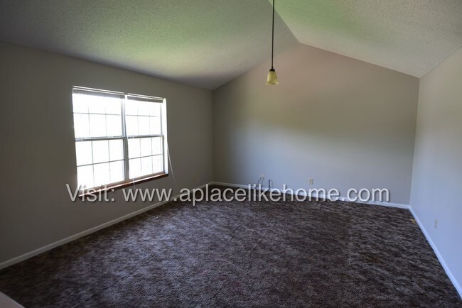 Building Photo - 3214 N 157th Terr Basehor KS 66007