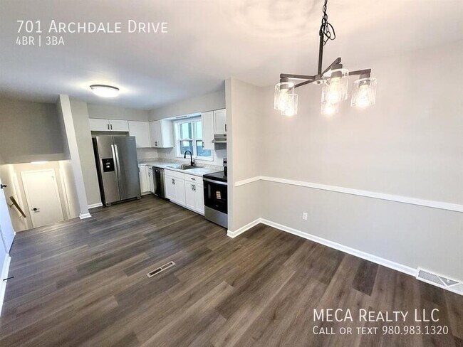 Building Photo - 701 Archdale Dr