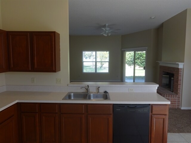 Building Photo - 845 Brookstone Ct