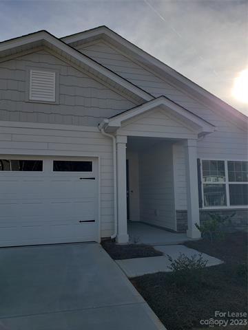 Building Photo - 670 Hickory Point Dr