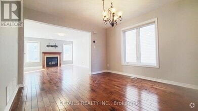 Building Photo - 206 Aquilo Crescent