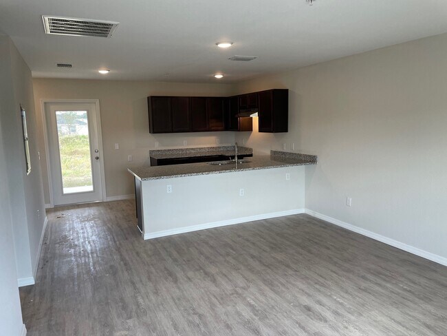 Building Photo - Stunning BRAND NEW 1BR/1BA Quad for Rent i...
