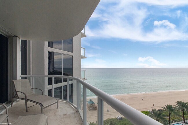 Foto del edificio - 18671 Collins Ave