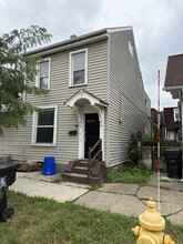 Building Photo - 1522 Vernon St