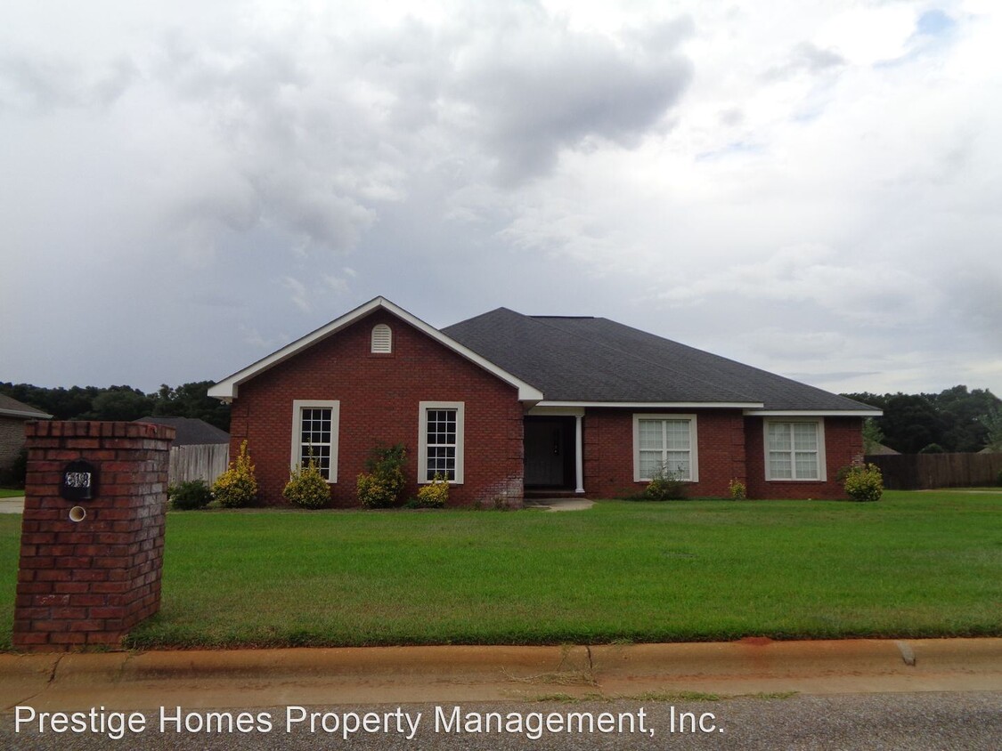 Primary Photo - 4 br, 2.5 bath House - 218 Sonya Drive