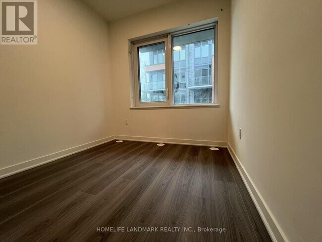 Building Photo - 65-UNIT165 Curlew Dr