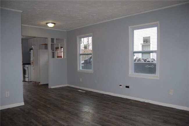 Foto del edificio - 10271 Albany St