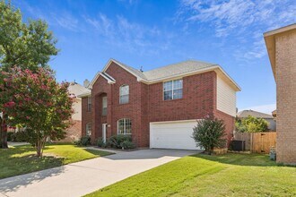 Building Photo - 5540 Murton Pl
