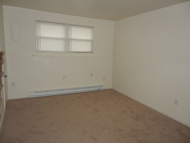 Building Photo - Townhome for Rent in Taneytown