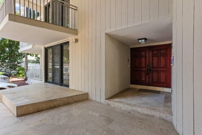 Building Photo - 2155 S Ocean Blvd