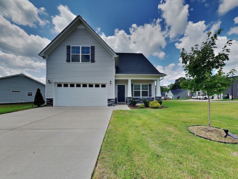 400 Zeffer Ct, Spring Hill, TN 37174 House for Rent in Spring Hill