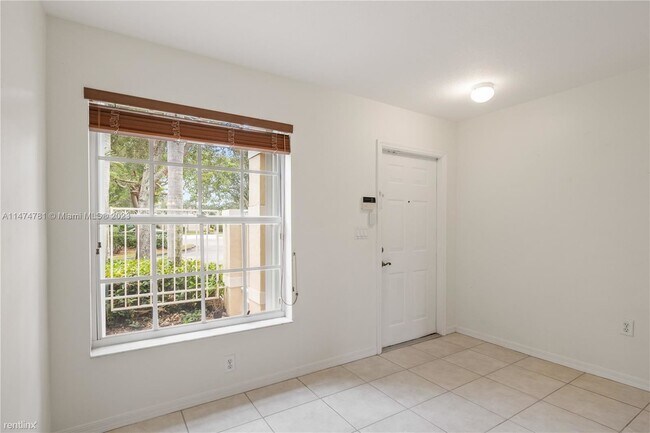 Foto del edificio - 3 br, 2.5 bath House - 2275 NW 170th Ave