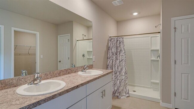 Foto del edificio - 2261 Barrister St