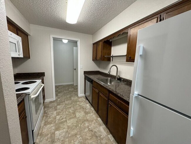 Foto del edificio - 4828 Buffalo Dr SE