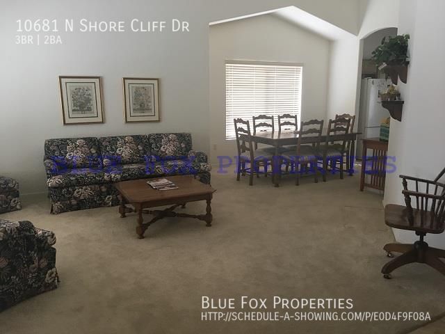 Foto del edificio - 10681 N Shore Cliff Dr