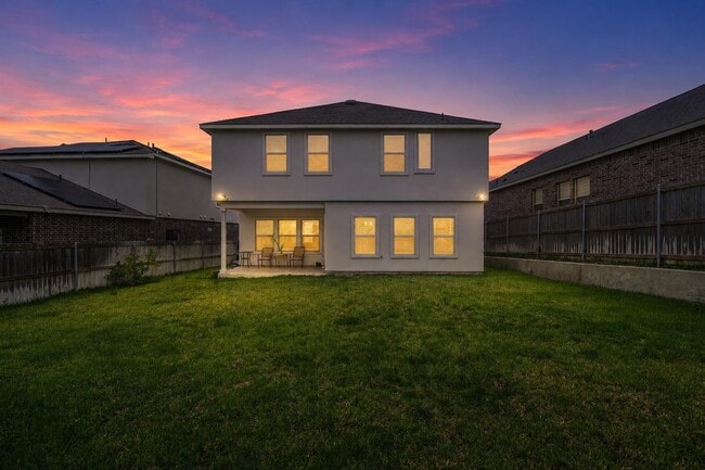 Building Photo - 1506 Sombras Dr